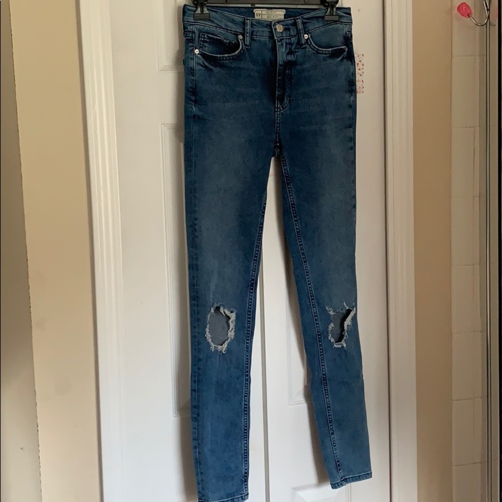 Free People turquoise distressed blue jeans size 27